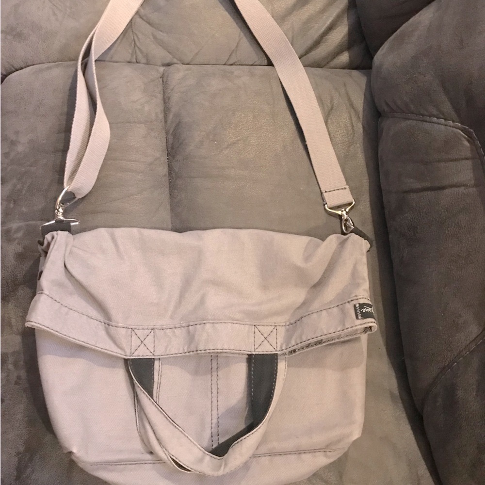 Gray Thirty-One bag
